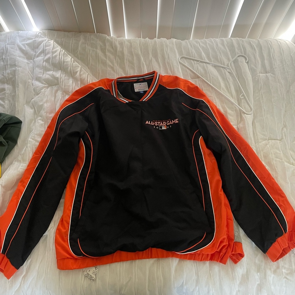 MLB vintage crew neck